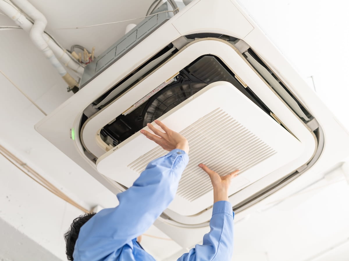 エアコン分解洗浄 イメージ写真